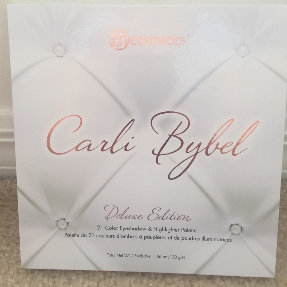 Bh cosmetics: eyeshadow and highlighter palette